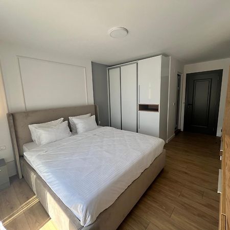 Donna Apartment Улцин Екстериор снимка