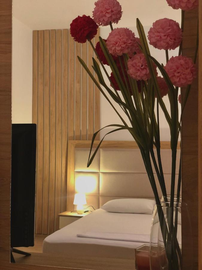 Donna Apartment Улцин Екстериор снимка