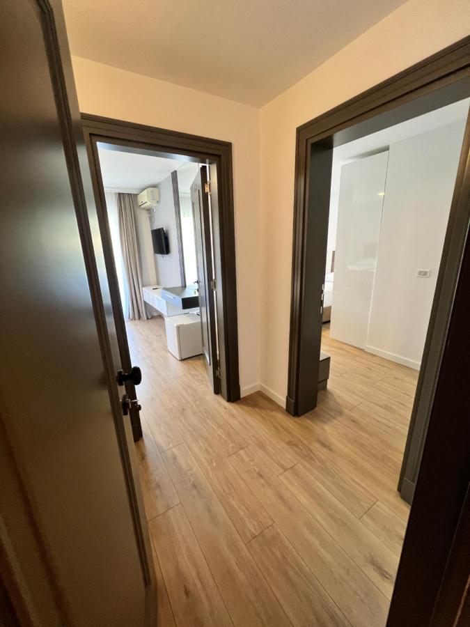 Donna Apartment Улцин Екстериор снимка