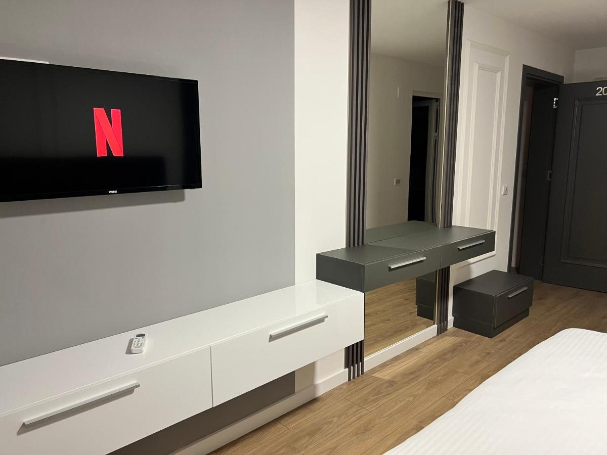 Donna Apartment Улцин Екстериор снимка
