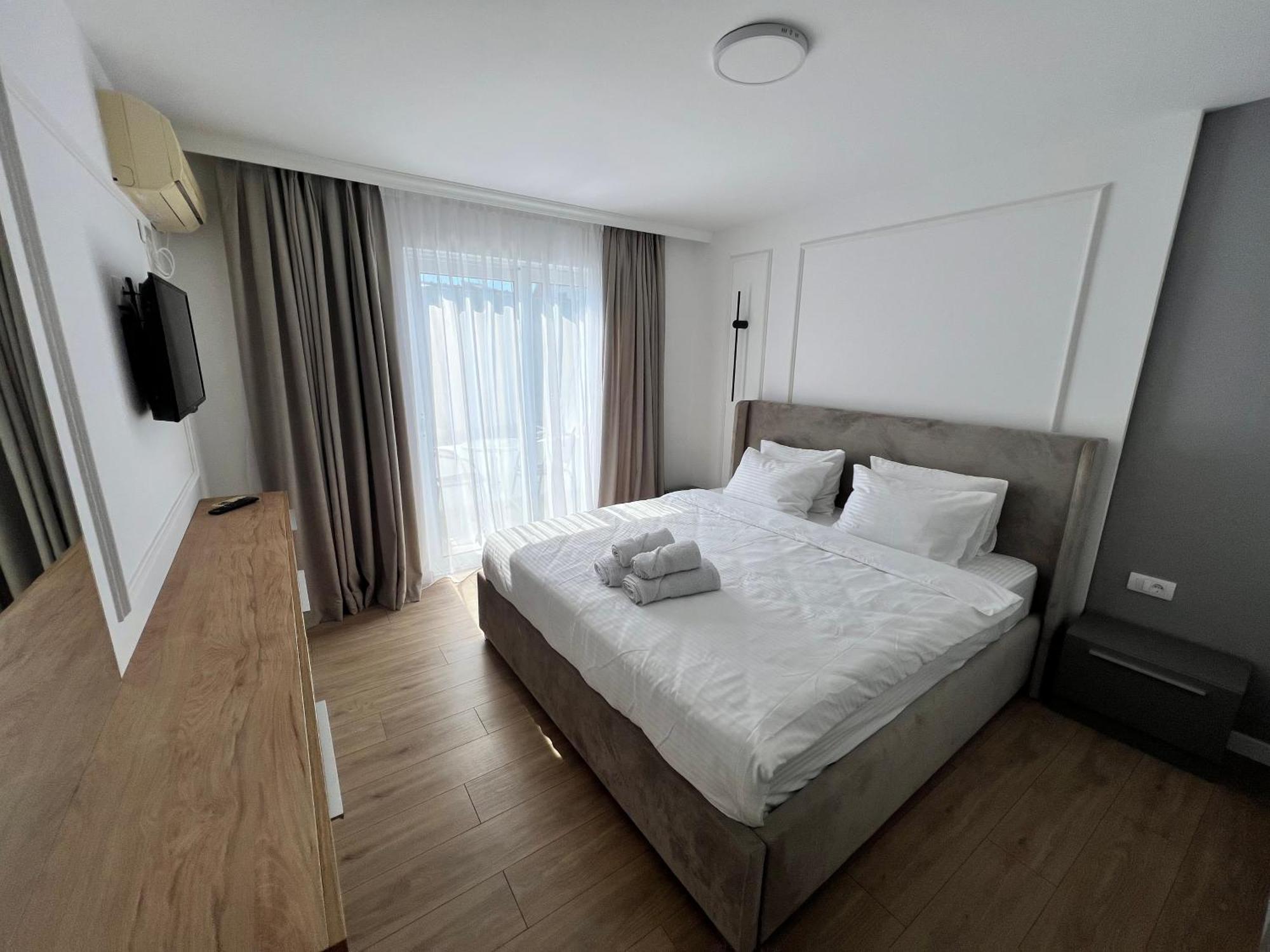Donna Apartment Улцин Екстериор снимка