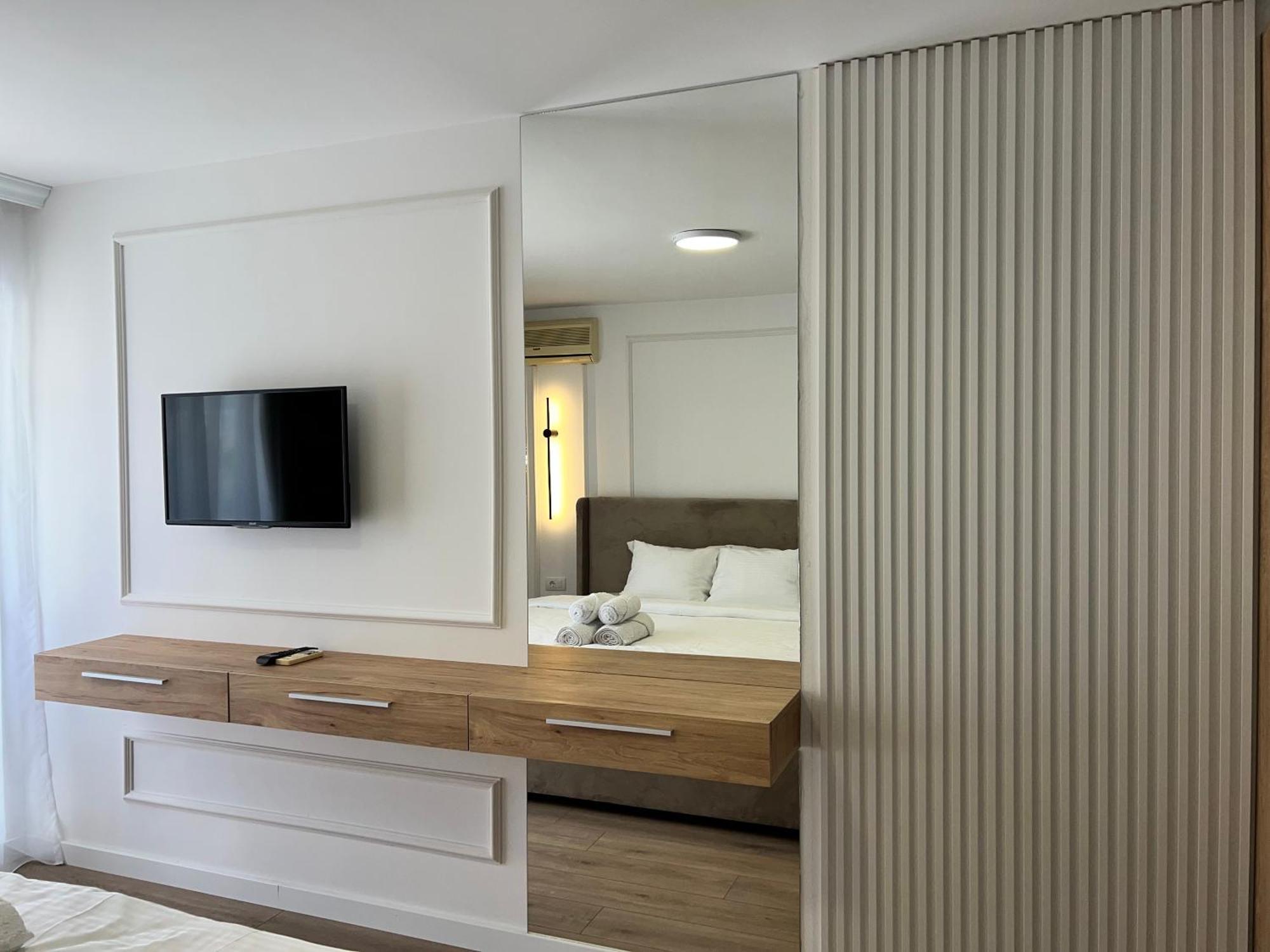 Donna Apartment Улцин Екстериор снимка