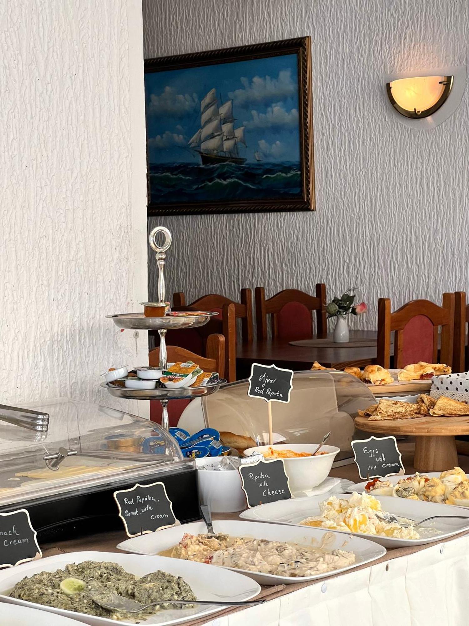 Donna Apartment Улцин Екстериор снимка