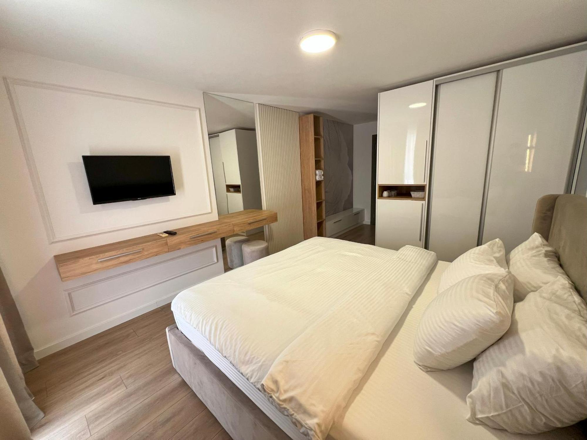 Donna Apartment Улцин Екстериор снимка