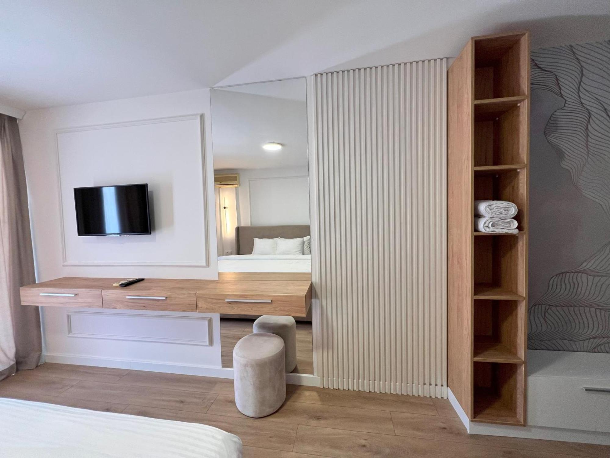 Donna Apartment Улцин Екстериор снимка