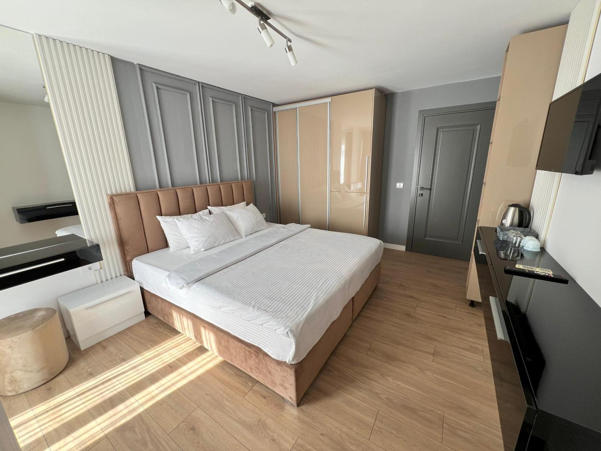 Donna Apartment Улцин Екстериор снимка