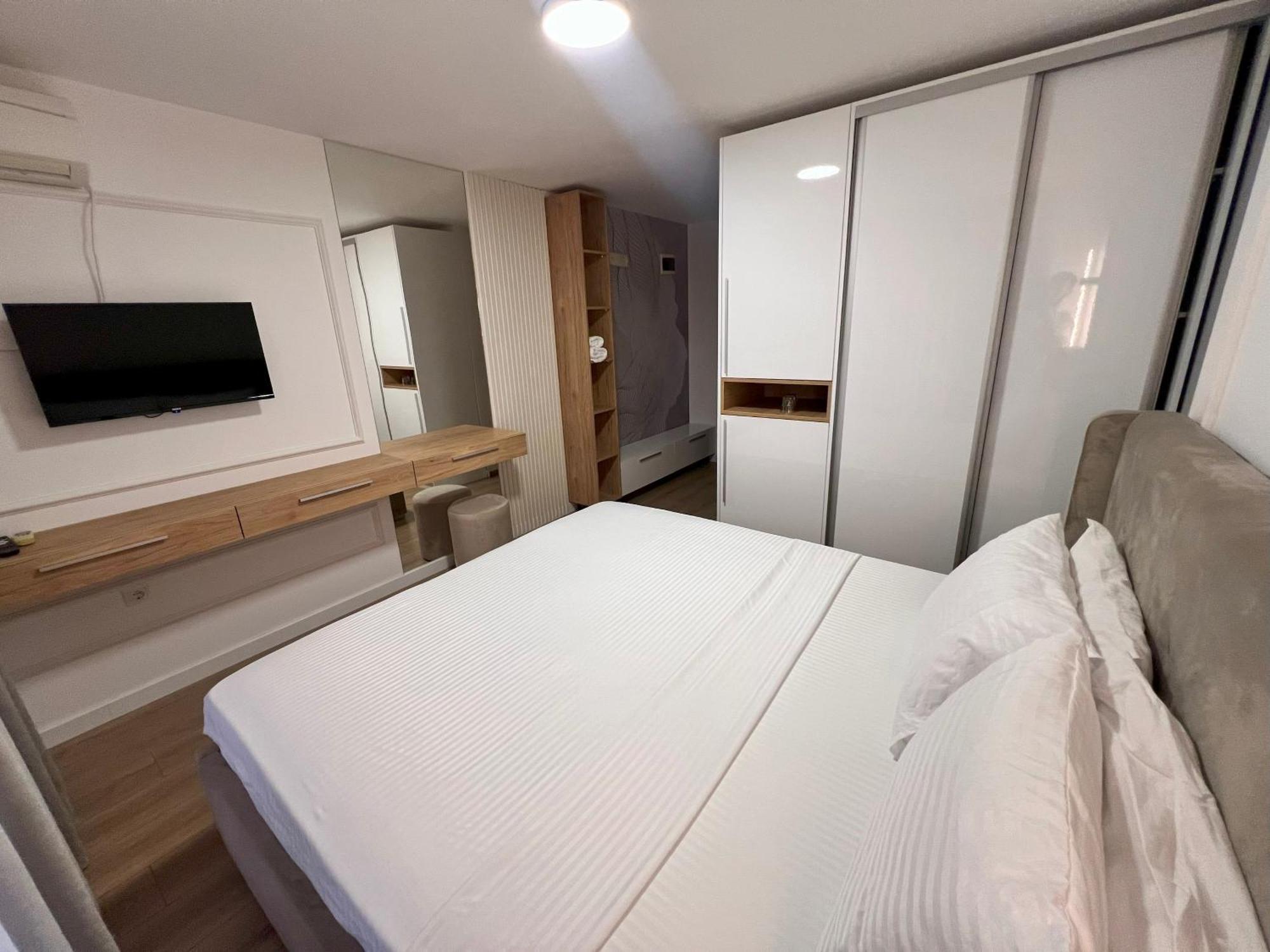 Donna Apartment Улцин Стая снимка